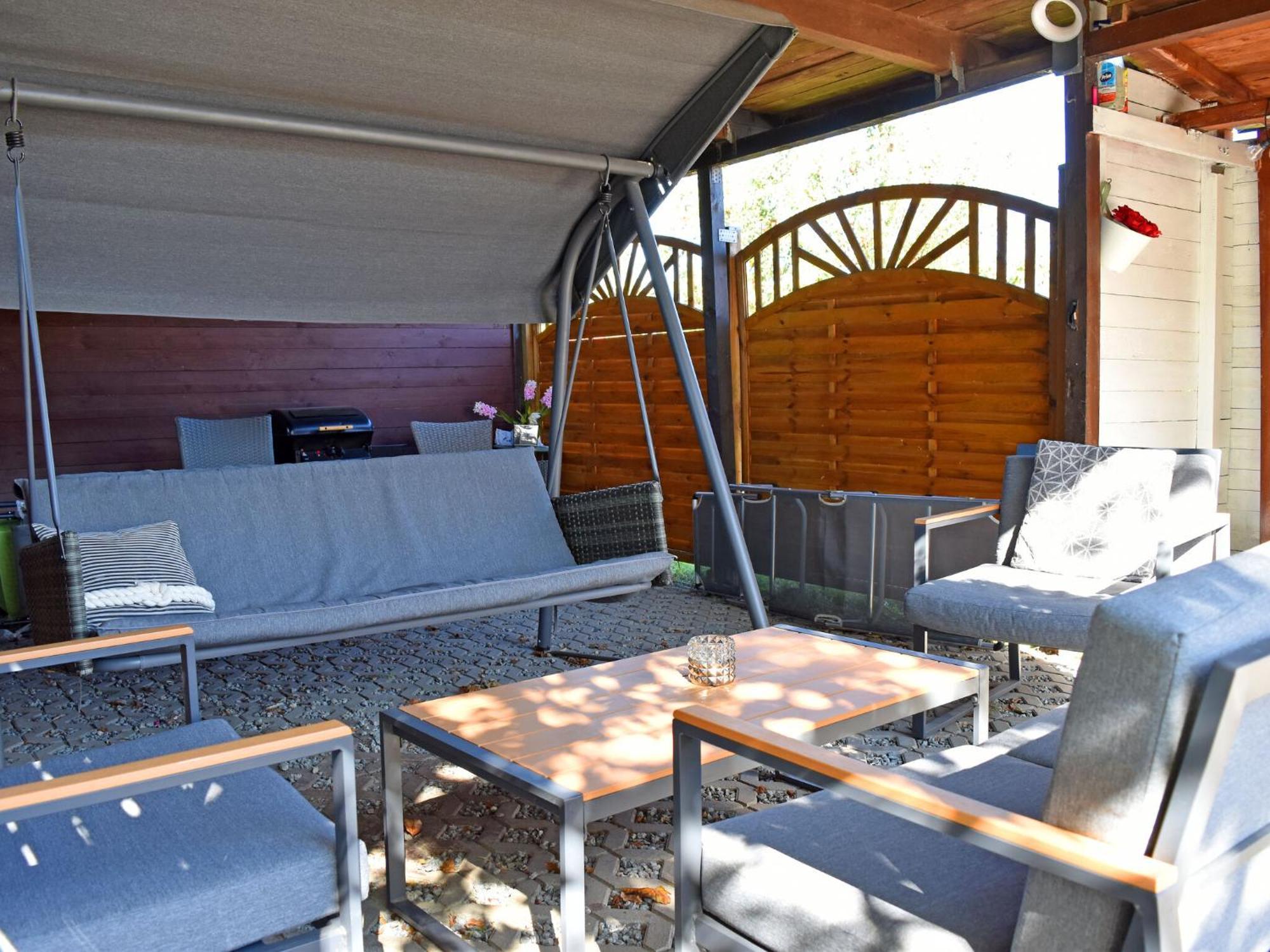 Family Holiday Home Near The Beach With Large Garden Kropelin Екстер'єр фото