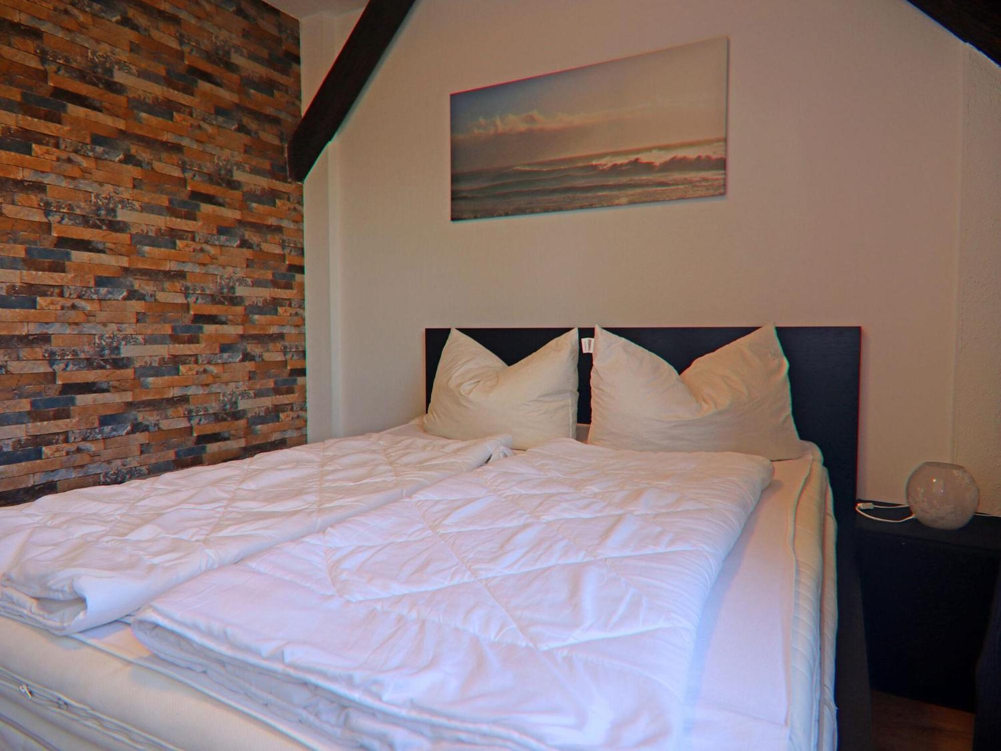 Family Holiday Home Near The Beach With Large Garden Kropelin Екстер'єр фото